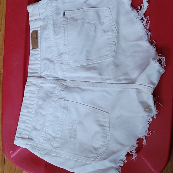 GARAGE white shorts - Picture 2 of 2